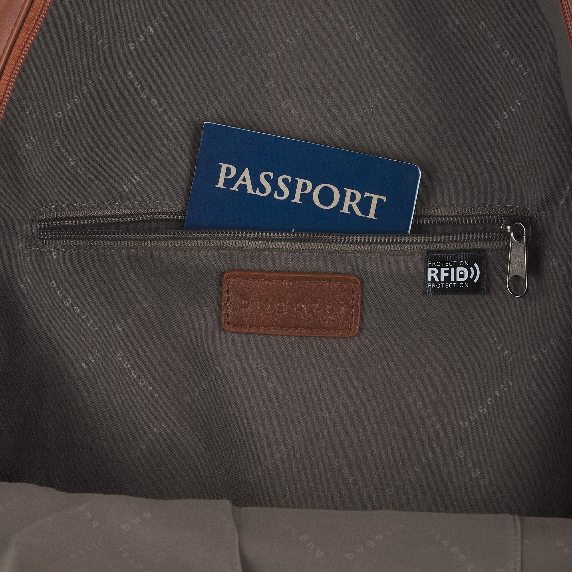 Valentino Backpack - Image 18