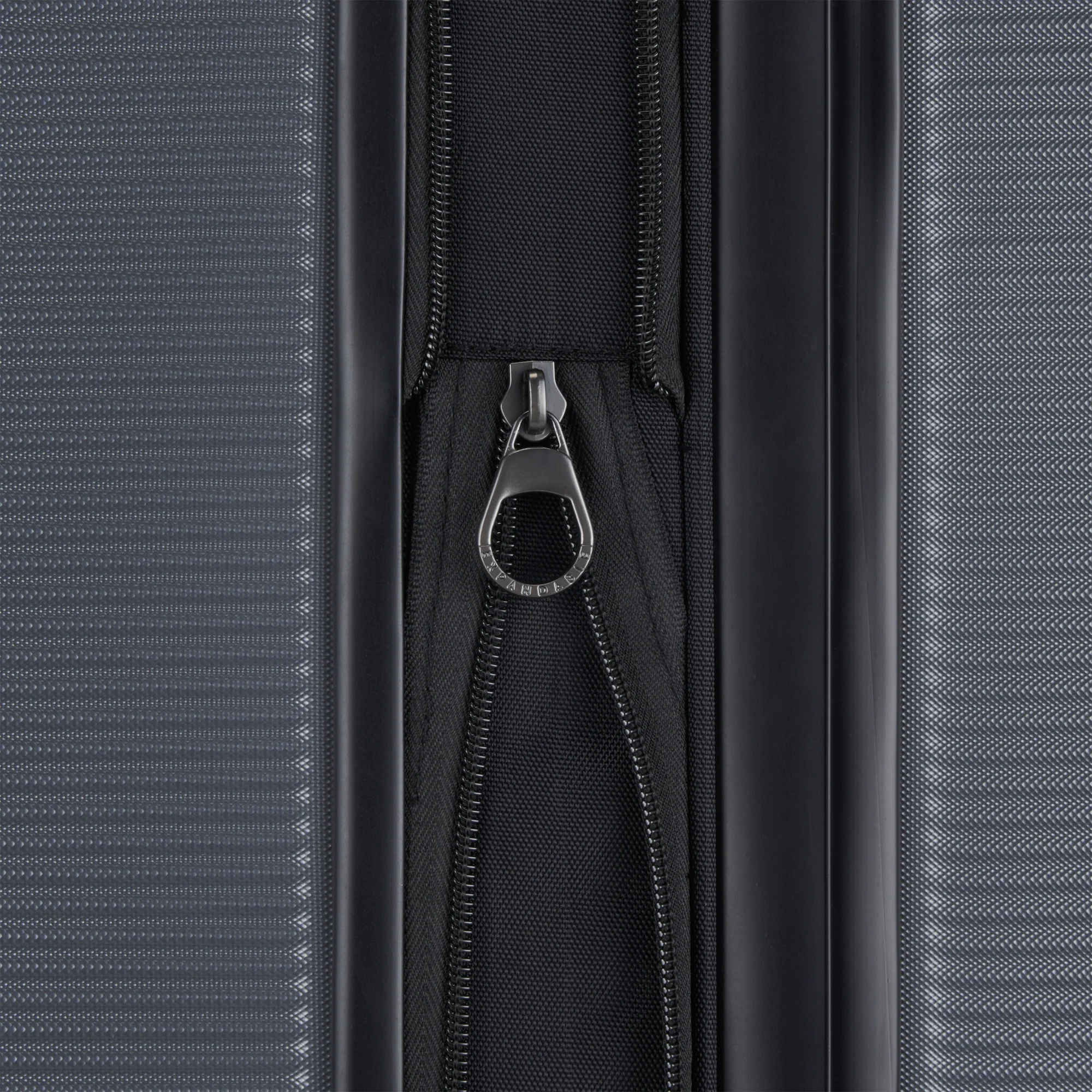 Wellington Carry-On - Image 33